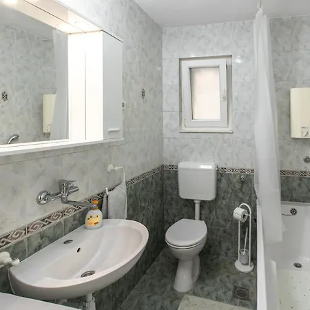 Будинок відпочинку Family Friendly House With A Swimming Pool Solin, Split - 25075 *